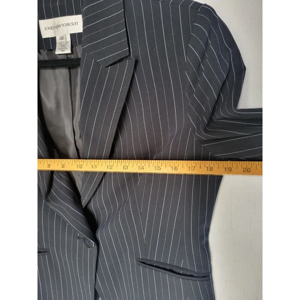 Jones New York Blazer 10 Single Breasted One Button Stripe
